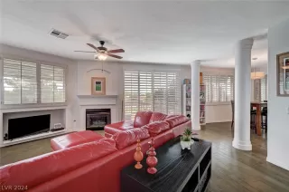 Photo #5: 2585852 Listing 