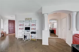 Photo #6: 2585852 Listing 