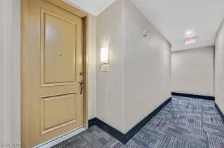 Photo #1: 2585859 Listing 