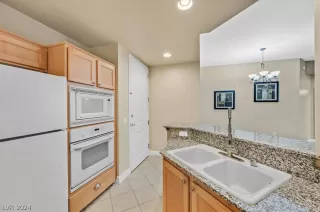 Photo #4: 2585859 Listing 