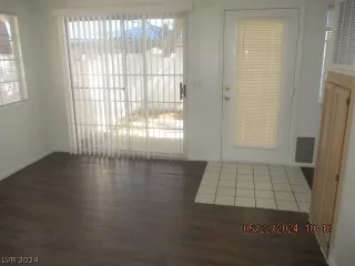 Photo #3: 2585876 Listing 