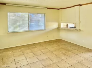 Photo #1: 2585964 Listing 