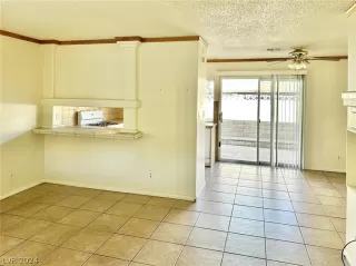 Photo #2: 2585964 Listing 