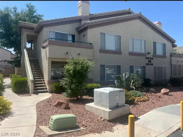 MLS: 2585967 Condo For Sale