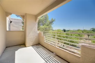 Photo #1: 2585999 Listing