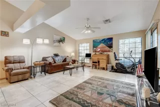 Photo #6: 2586027 Listing 