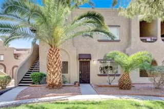 Photo #2: 2586076 Listing