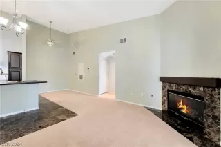 Photo #2: 2586082 Listing 