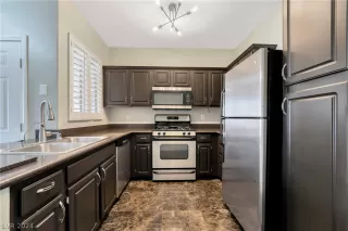 Photo #5: 2586082 Listing 