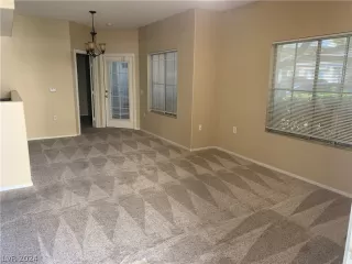 Photo #4: 2586086 Listing