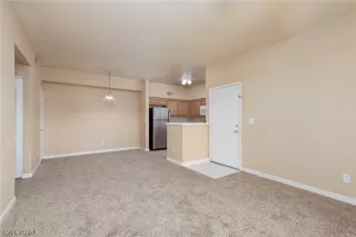 Photo #4: 2586097 Listing 