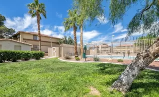 Photo #6: 2586102 Listing