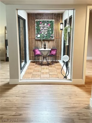 Photo #1: 2586117 Listing 