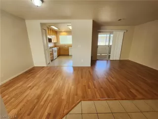 Photo #2: 2586130 Listing 