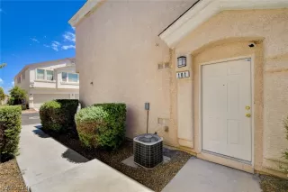 Photo #4: 2586151 Listing