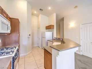 Photo #5: 2586168 Listing 