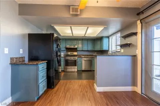 Photo #6: 2586189 Listing 