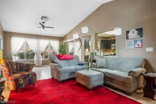 Photo #6: 2586218 Listing 