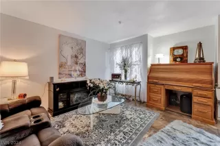 Photo #3: 2586252 Listing