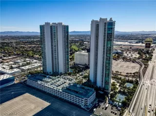 Photo #3: 2586277 Listing