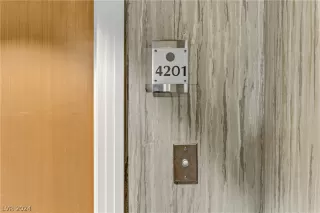 Photo #5: 2586277 Listing