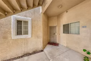 Photo #1: 2586284 Listing