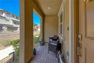 Photo #2: 2586331 Listing 