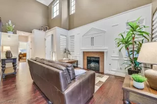 Photo #5: 2586349 Listing 