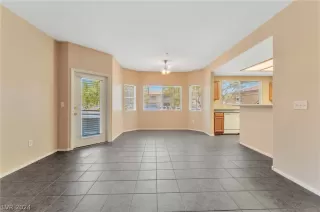 Photo #5: 2586376 Listing 