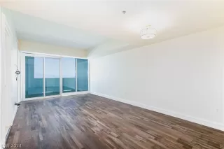 Photo #1: 2586385 Listing 