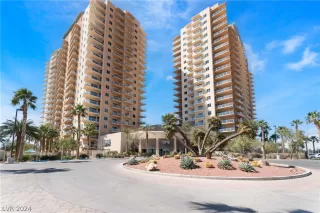 Photo #2: 2586399 Listing 
