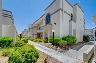 Photo #3: 2586434 Listing