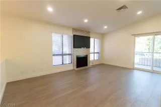 Photo #1: 2586451 Listing 