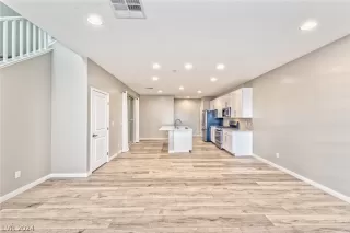 Photo #4: 2586478 Listing 