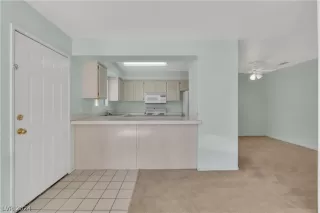 Photo #1: 2586500 Listing