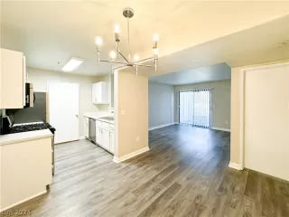 Photo #5: 2586510 Listing 