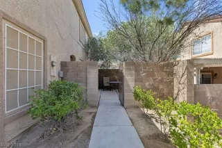 Photo #2: 2586525 Listing 