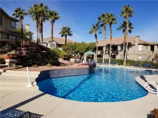 Photo #1: 2586559 Listing 