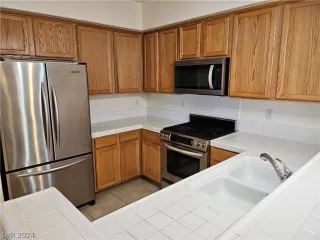 Photo #6: 2586559 Listing 