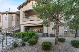 Photo #1: 2586560 Listing