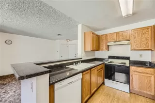 Photo #3: 2586562 Listing