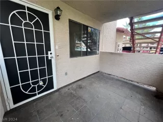 Photo #1: 2586581 Listing 