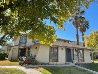 Photo #1: 2586634 Listing 