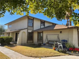 Photo #2: 2586634 Listing 