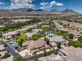 Photo #3: 2586636 Listing 