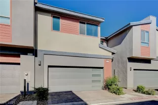 Photo #2: 2586743 Listing 