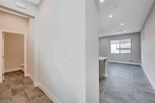 Photo #5: 2586743 Listing 