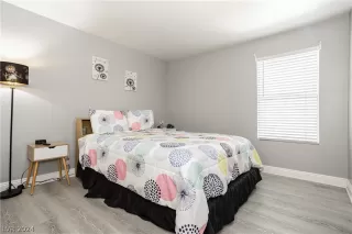 Photo #1: 2586803 Listing 