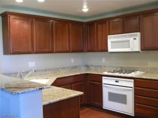 Photo #6: 2586814 Listing 