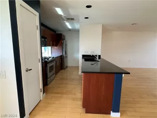 Photo #6: 2586829 Listing 